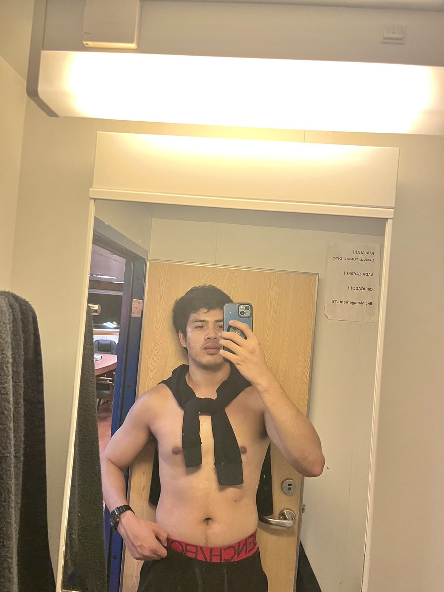 DBerto21's tweet photo. Bakal boy at 2 AM 💪🏋️ 
Day 1 again 😂 https://t.co/dQOQMaa6VB