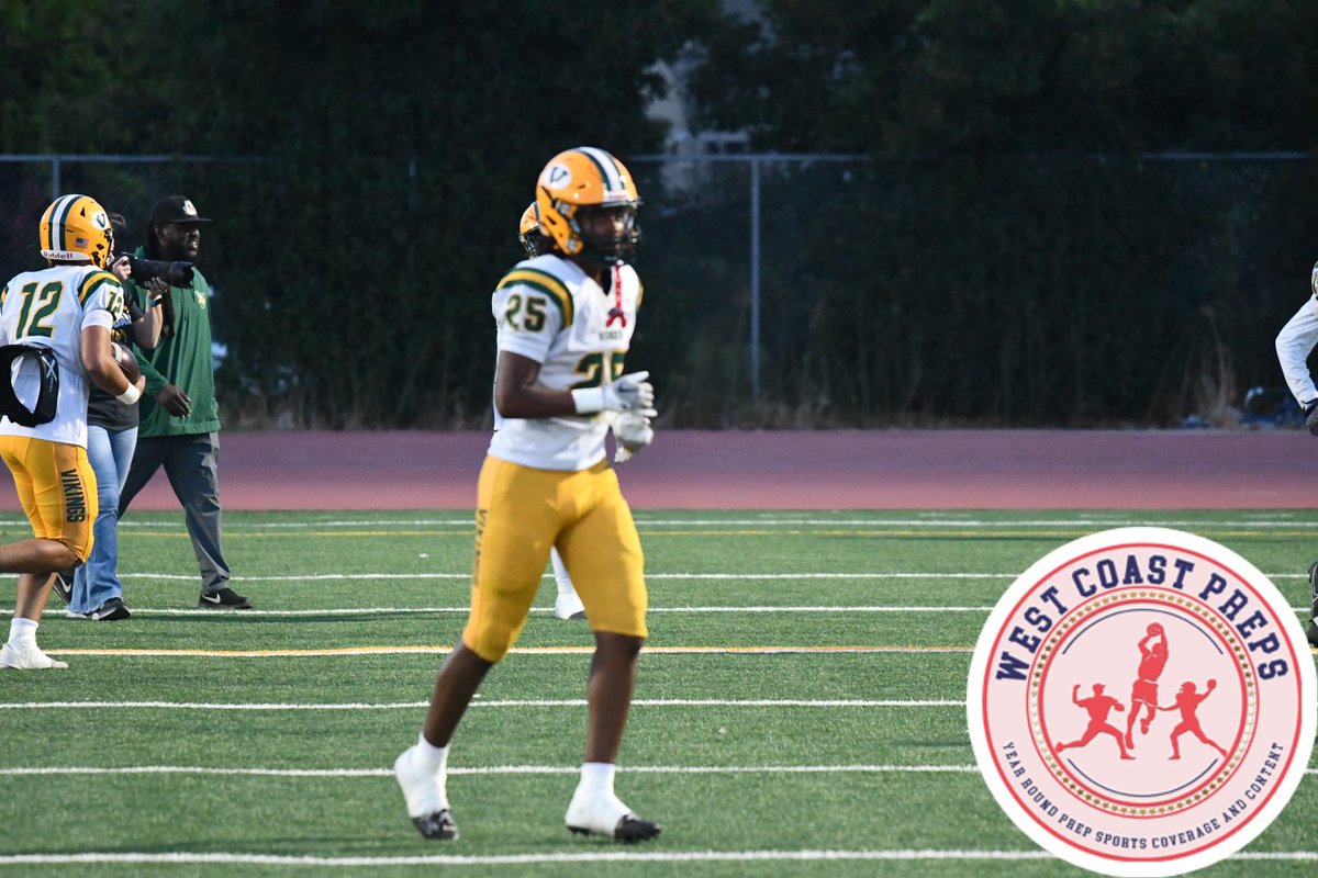 WCPSacramento's tweet photo. IT IS THAT TIME!! We will rock you is playing and the kickoff is just moments away! 

https://t.co/rEj9TTkVLx has all of the coverage for tonight’s Raising Canes Game of the Week. https://t.co/YfCOCMjgGx