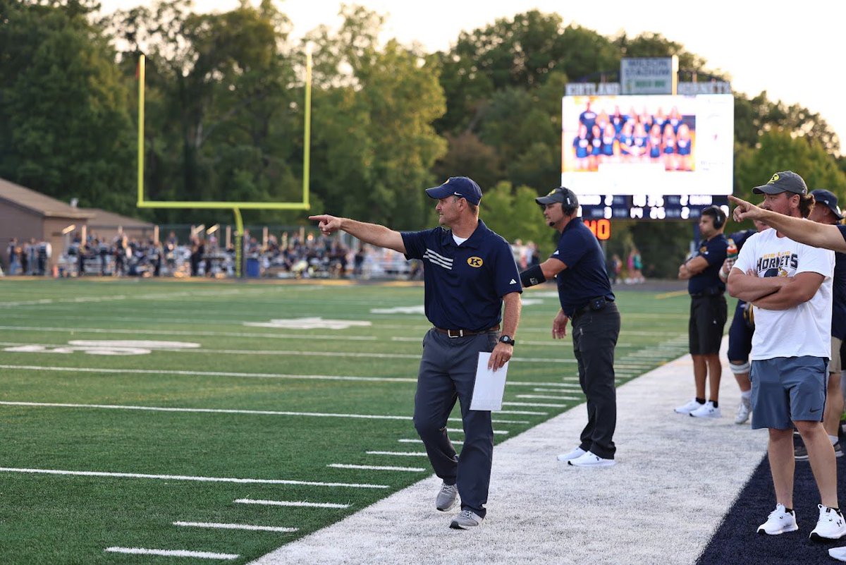 hornetstatcrew's tweet photo. With a 55-34 victory over Dalton, Tiger LaVerde won his 250th career game as a head coach. 

He won 20 games in three years at Franklin PA &amp; has now won 230 games in 19+ years at Kirtland.

With his 230-20 KHS record, he could go winless 21 straight seasons &amp; still be .500! https://t.co/5oZKtSDhVQ