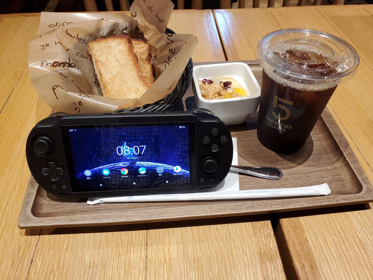 analogue_00zero's tweet photo. #odin2mini も朝のおともに。
久しぶりに写真撮ってみた。 https://t.co/u4ghgwhFEK