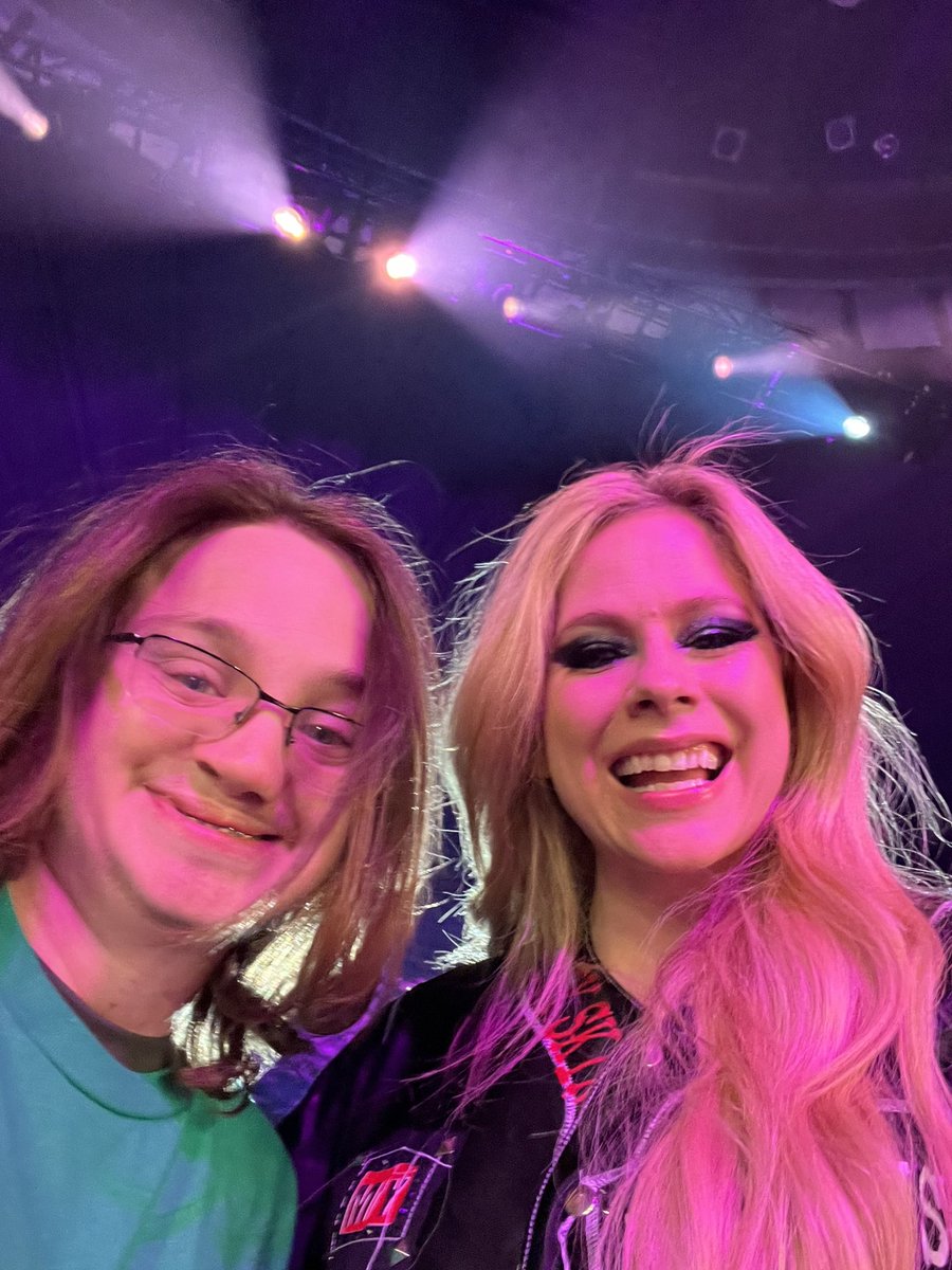 Nick tweet media