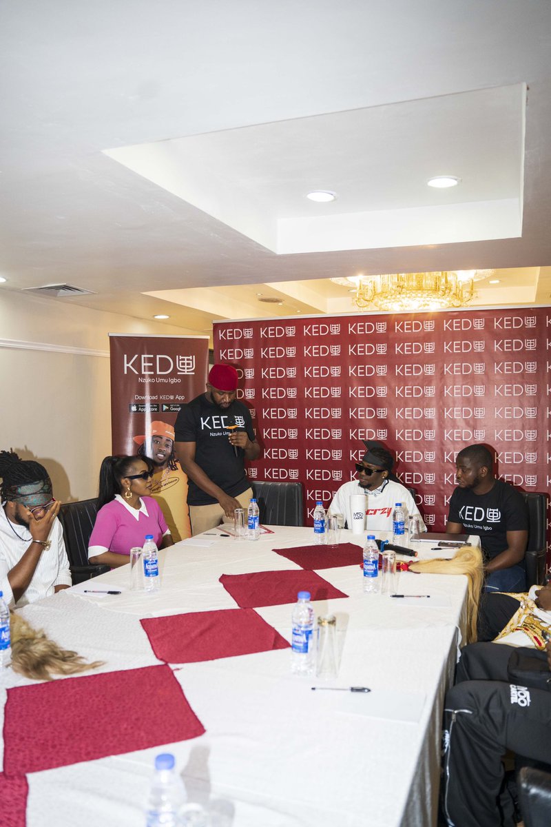 VoiceOfTheEast's tweet photo. Welcome to the KEDU family Jeriq!
#KeduXJeriq #KEDU #Jeriq #NdiIgbo #IgboCulture #KeduApp #IgboAmaka https://t.co/auBTAapN8H