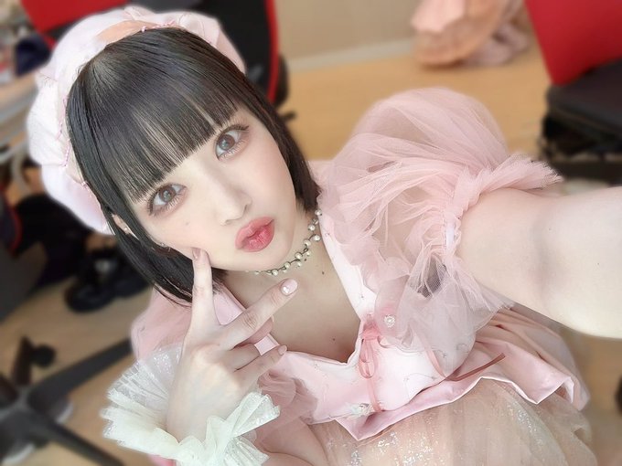 Pure Soul Liveありがとうございました！ 曲もゲストさんもとても豪華で楽しすぎた&hellip;!!お久しぶりに会えた方もちょこちょこいてうれしかったです！またNext⭐︎Ricoも見にきてね！ #ネクストリコ<a href="/tag/%E3%83%8D%E3%82%AF%E3%82%B9%E3%83%88%E3%83%AA%E3%82%B3"class="tags"><span>#ネクストリコ</span></a>