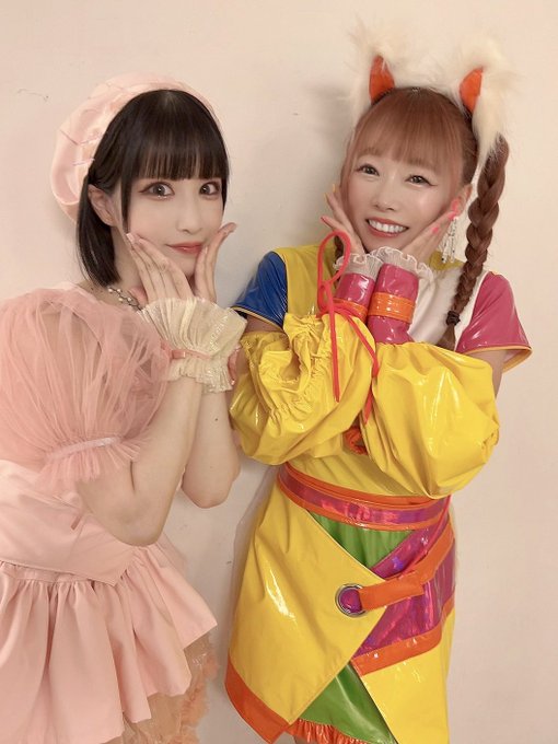 えいたそさんとお写真撮ってもらいました〜！すごくお久しぶりだったんですけど、相変わらずめっっちゃかわいくて優しい～～☆またいっしょのステージに立てる機会をいただけてうれしかったです(&cap;ˊ꒳​ˋ&cap;)！ https://t<a href="/tag/%E3%83%8D%E3%82%AF%E3%82%B9%E3%83%88%E3%83%AA%E3%82%B3"class="tags"><span>#ネクストリコ</span></a>