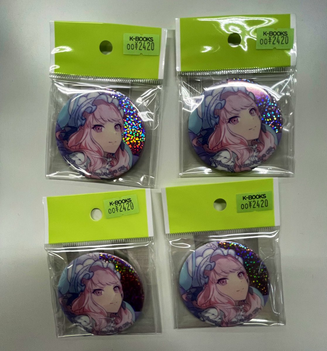 入荷情報】 プロジェクトセカイ グリッター缶バッジ 暁山瑞希 BOX特典