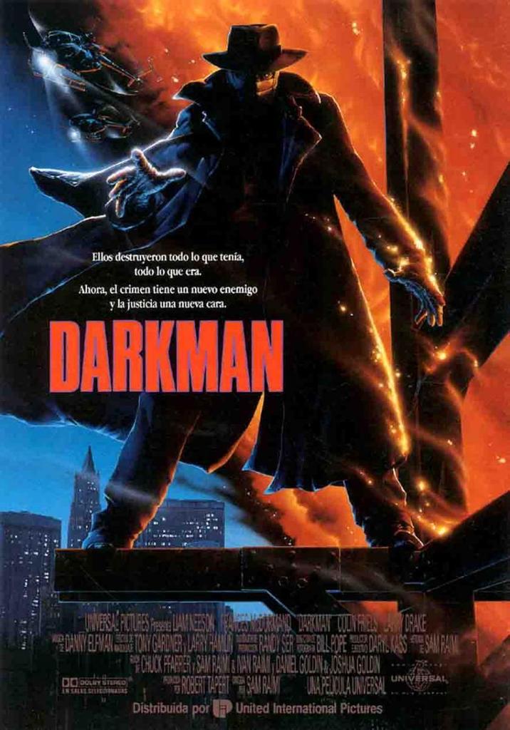 2en1reloj's tweet image. 🌞 Buenos días, crononautas. 

El 24 de agosto de 1990, la oscuridad cobró vida con “Darkman” de Sam Raimi.
 Esta obra película, influenciada por los clásicos del terror y los cómics, nos llevó a un mundo de venganza y horror. 
¿Qué opináis de esta película? 🎬 

#Darkman
