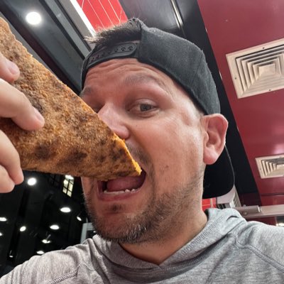 Dickie2j's tweet photo. #NewProfilePic https://t.co/iKRShFyjzw