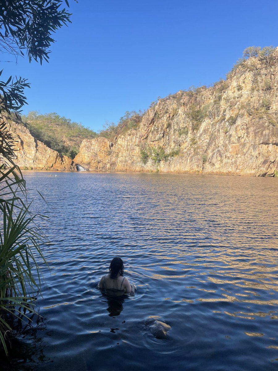 manthajane____'s tweet image. I’ll be c-ing u in the nt