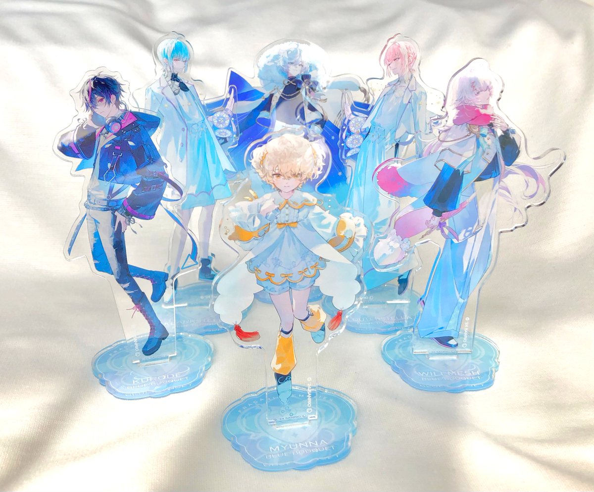 以前イラストを制作したフラガリアメモリーズのグッズ頂きました