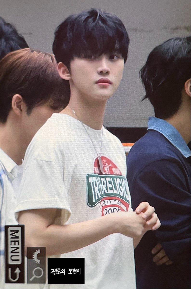 240824 🤍 pre

#루네이트 #LUN8 #ルネイト 
#도현 #DoHyun #DOHYUN 
#제로의도현이