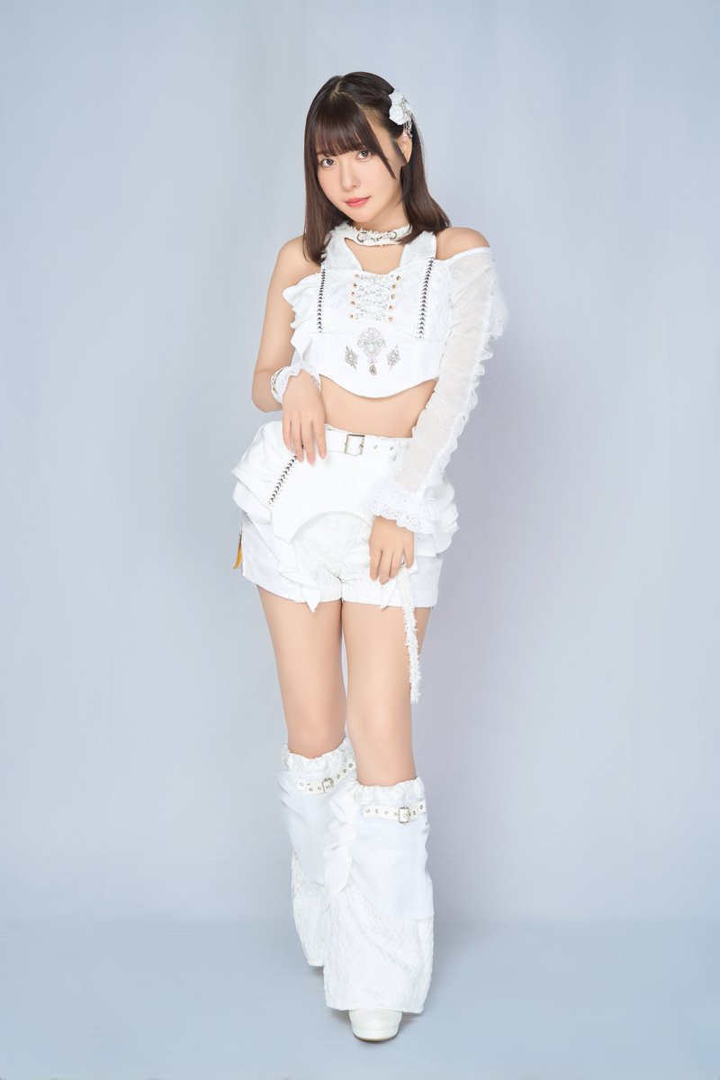 【新アー写公開】

3人目は
-----------------------

#2i2 （#ニーニ）黄色担当
奥ゆい（おくゆい）<a href="/okuyui515/">奥ゆい💛🥁🎧</a> 

-----------------------
リポスト️・いいねが合計3,000以上で
次メンバーのアーティスト写真を公開