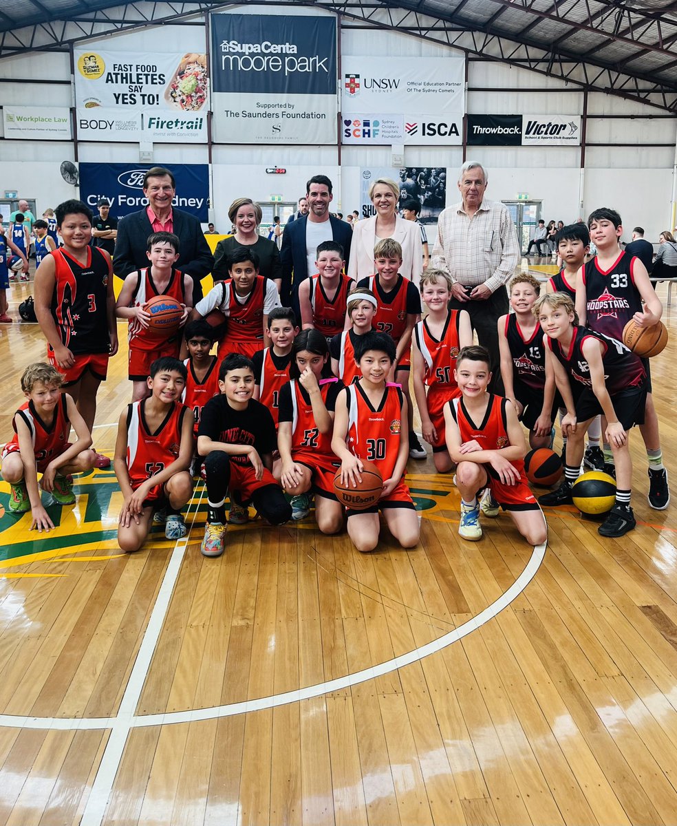 Linda Scott (@clrlindascott) on Twitter photo Labor supports local sport! ❤️💁♀️🏀
Great to join <a href="/Zann_A_Duu/">Zann Maxwell</a>, <a href="/tanya_plibersek/">Tanya Plibersek</a> and <a href="/Ron_Hoenig/">Ron Hoenig MP</a> to celebrate the City’s commitment of $250,000 to fix the roof of the City of Sydney Basketball Association’s roof at Alexandria’s City of Sydney <a href="/CSBAComets/">Sydney Comets</a> basketball stadium. Labor supports local sport! ❤️💁♀️🏀
Great to join <a href="/Zann_A_Duu/">Zann Maxwell</a>, <a href="/tanya_plibersek/">Tanya Plibersek</a> and <a href="/Ron_Hoenig/">Ron Hoenig MP</a> to celebrate the City’s commitment of $250,000 to fix the roof of the City of Sydney Basketball Association’s roof at Alexandria’s City of Sydney <a href="/CSBAComets/">Sydney Comets</a> basketball stadium.
