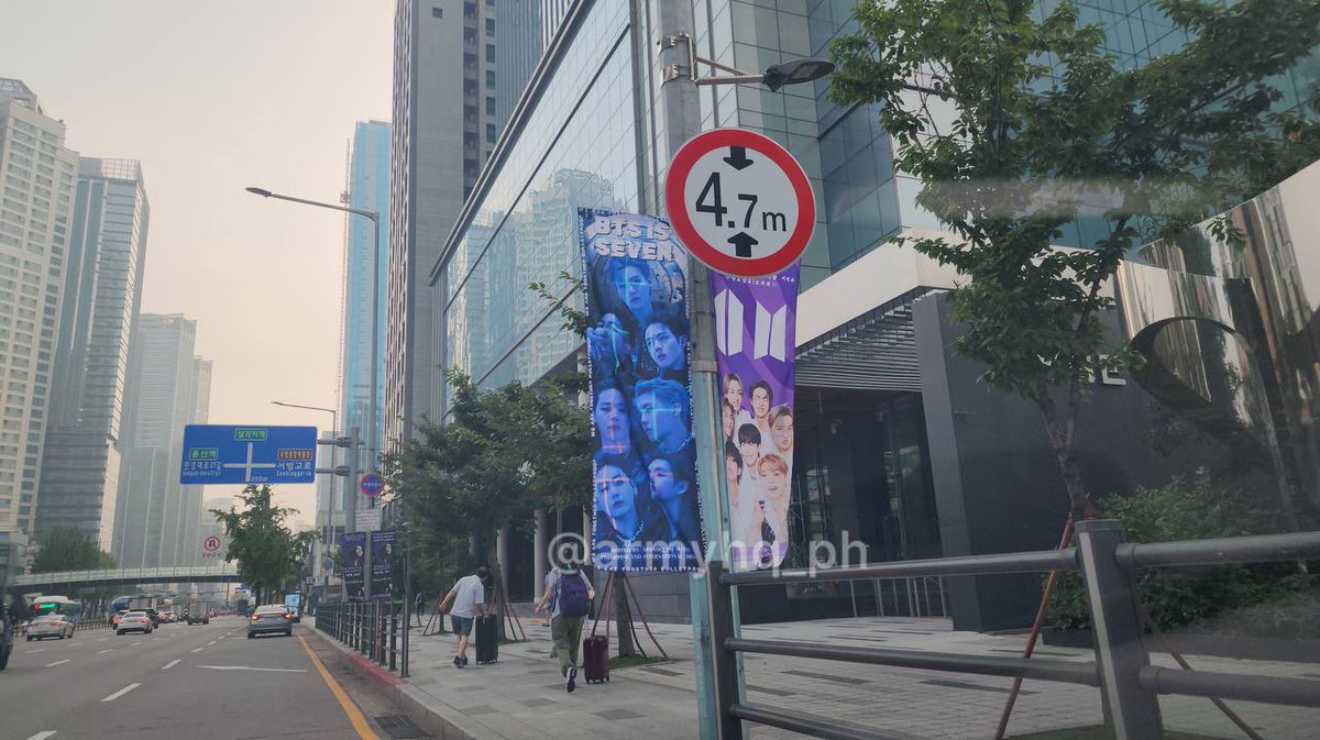 lagib0l4l4's tweet image. #BTSis7
#ARMYHQ_PH
#WeAreTogetherBulletproof
#YoongiNeverWalksAlone