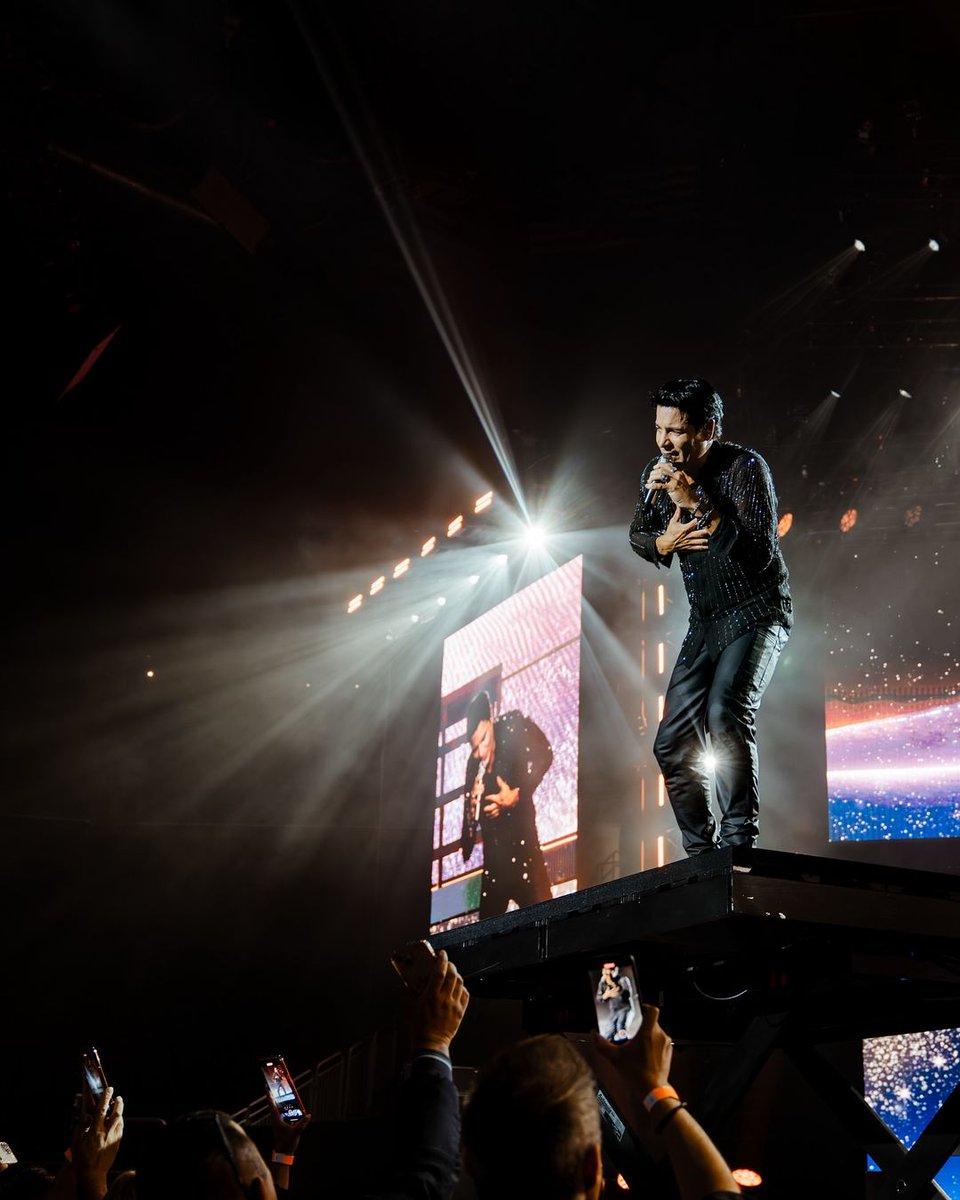 CHICASDECALIPSO's tweet photo. #Repost @CMNEvents hermosas fotos @CHAYANNEMUSIC ππ #SeattleWS #BailemosOtraVezTour2024 https://t.co/U25DwTzazk