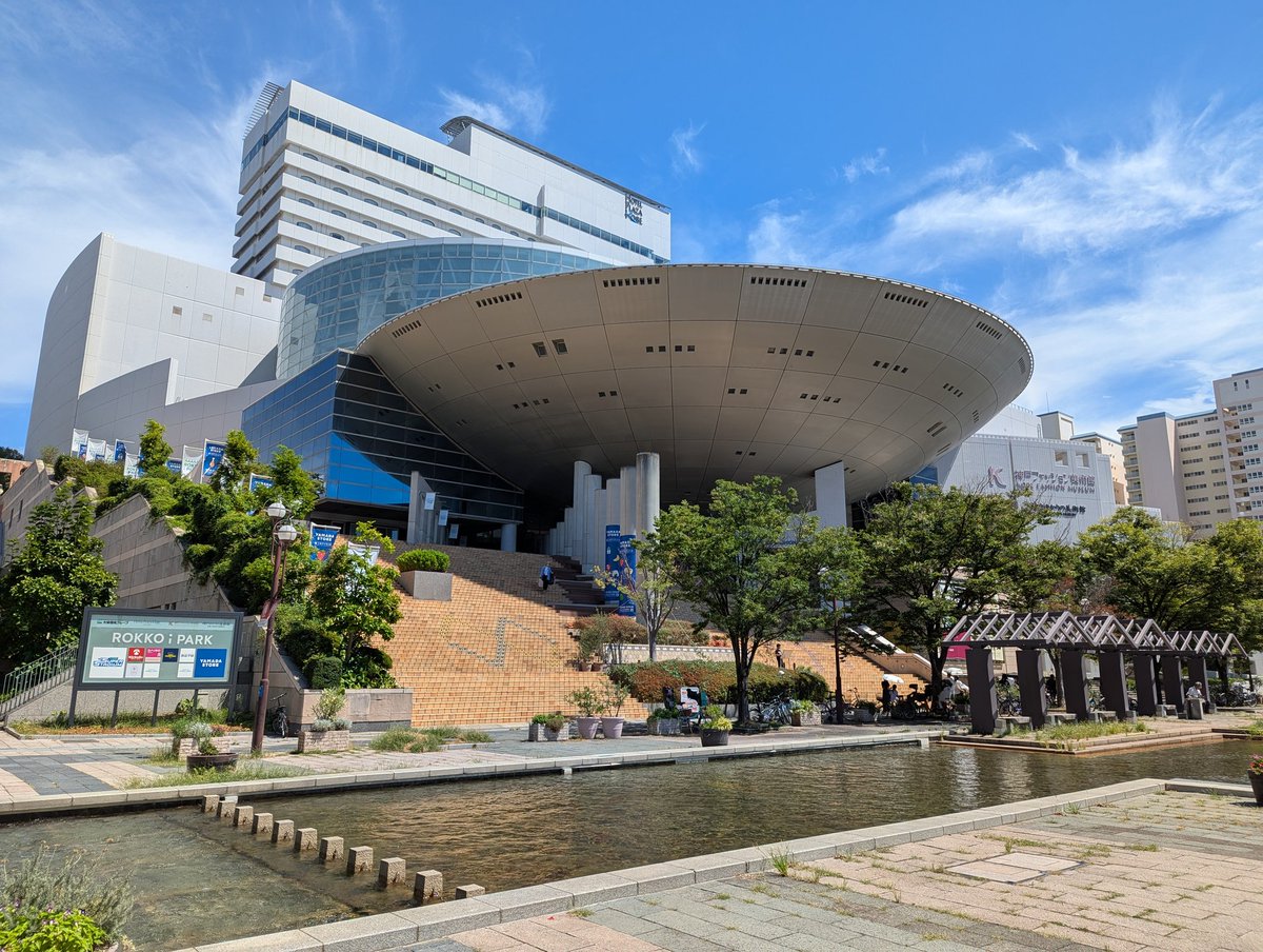 Star Trek Beyond見に来たらエンタープライズ横付けしてた🖖😆