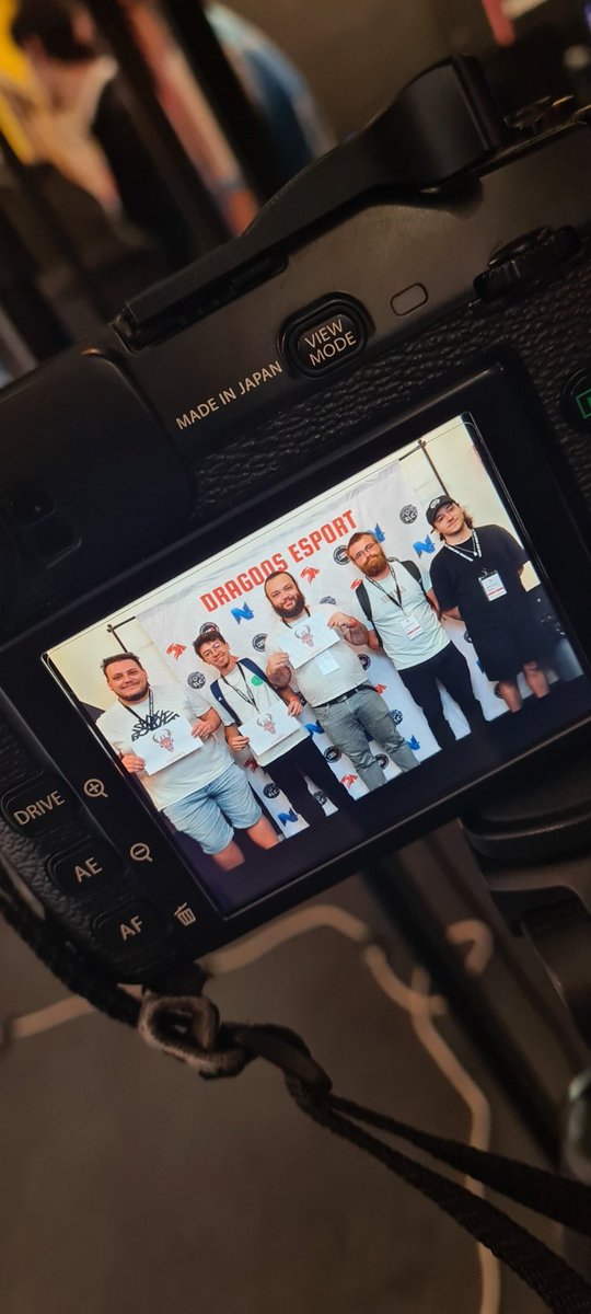 Hello tout le monde ! Ça fait longtemps !

On se retrouve pour un week-end spécial : <a href="/Shonen_Esports/">Shonen Esports</a> se déplace en LAN pour la 1ère fois  😎

Nous sommes à Strasbourg pour la DRAGONS LAN 2024 organisée par <a href="/dragons__esport/">Dragons Esport</a> 🥳

Petit roster Mix pour l'occasion :
- 👑 🛡 :