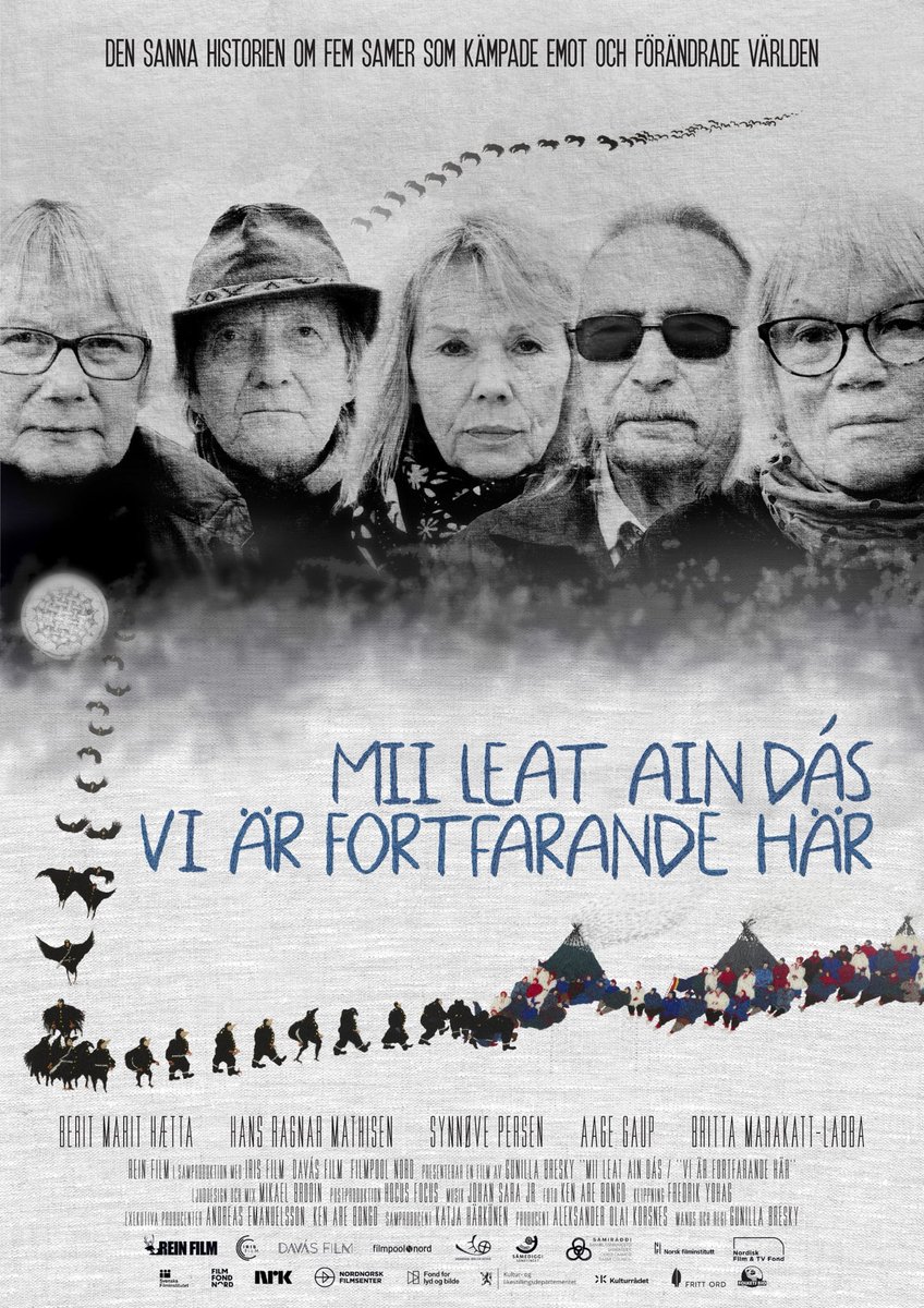 marithaSandLoof's tweet photo. Långt i norr, i den lilla byn Máze, står ett öde hus med en märklig historia. Hit kom sju unga samiska konstnärer i slutet av 70-talet. När utbyggnaden av Alta-älven hotade att dränka byn blev de en del av motståndet.
Se den finstämda filmen ”Vi är fortfarande här”
#folketsbio https://t.co/gaXpCy0zAC