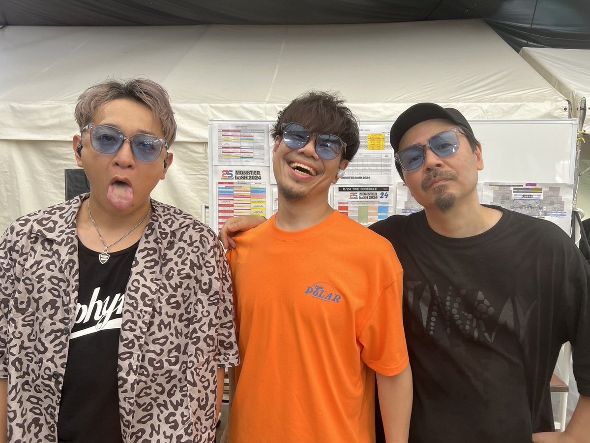 takuma10feet's tweet photo. もんばす楽しかったただの陽気なおじさんたち。 https://t.co/aFgJ7x1ssZ
