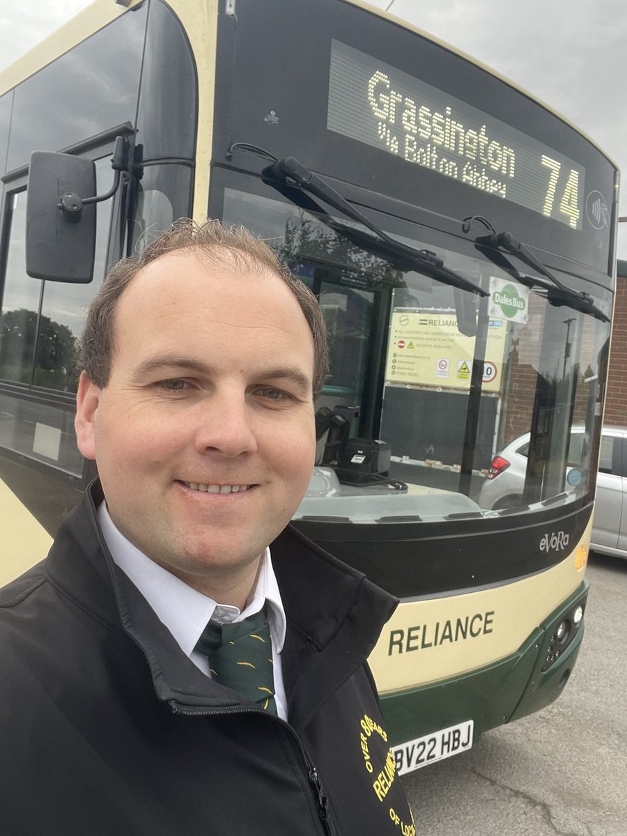 paul_wood91's tweet photo. First of 3 trips to the Dales this weekend, today it’s @DalesBus 74 from York to Grassington through Harrogate and Ilkley. Lets Go!
#BusDriving #TeamReliance https://t.co/Crbt2Q4d5S
