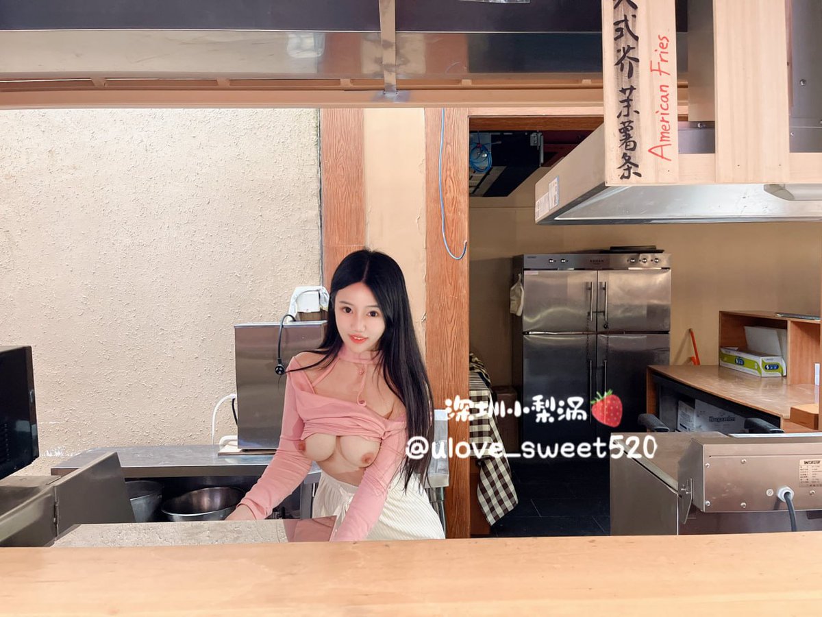 维持生活，能填饱肚子而已
#人前露出 #骚逼 #贱货 #反差 #露出 #母畜 #女神 #巨乳 https://t.co/Ld3zLx5fig