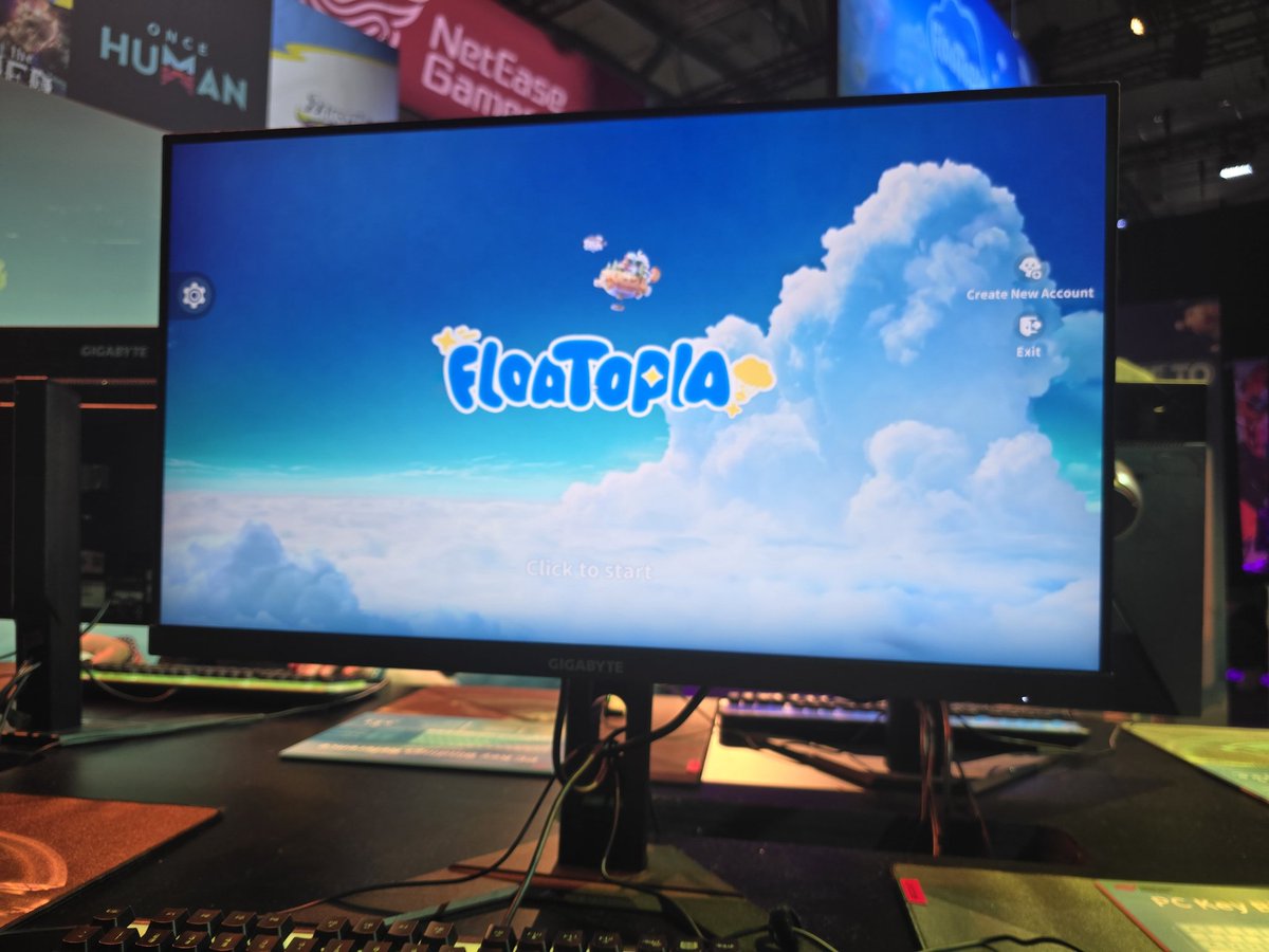 PhoebeOnTV's tweet image. Look how cuuuuute! @Floatopia_game #Gamescom #Floatopia