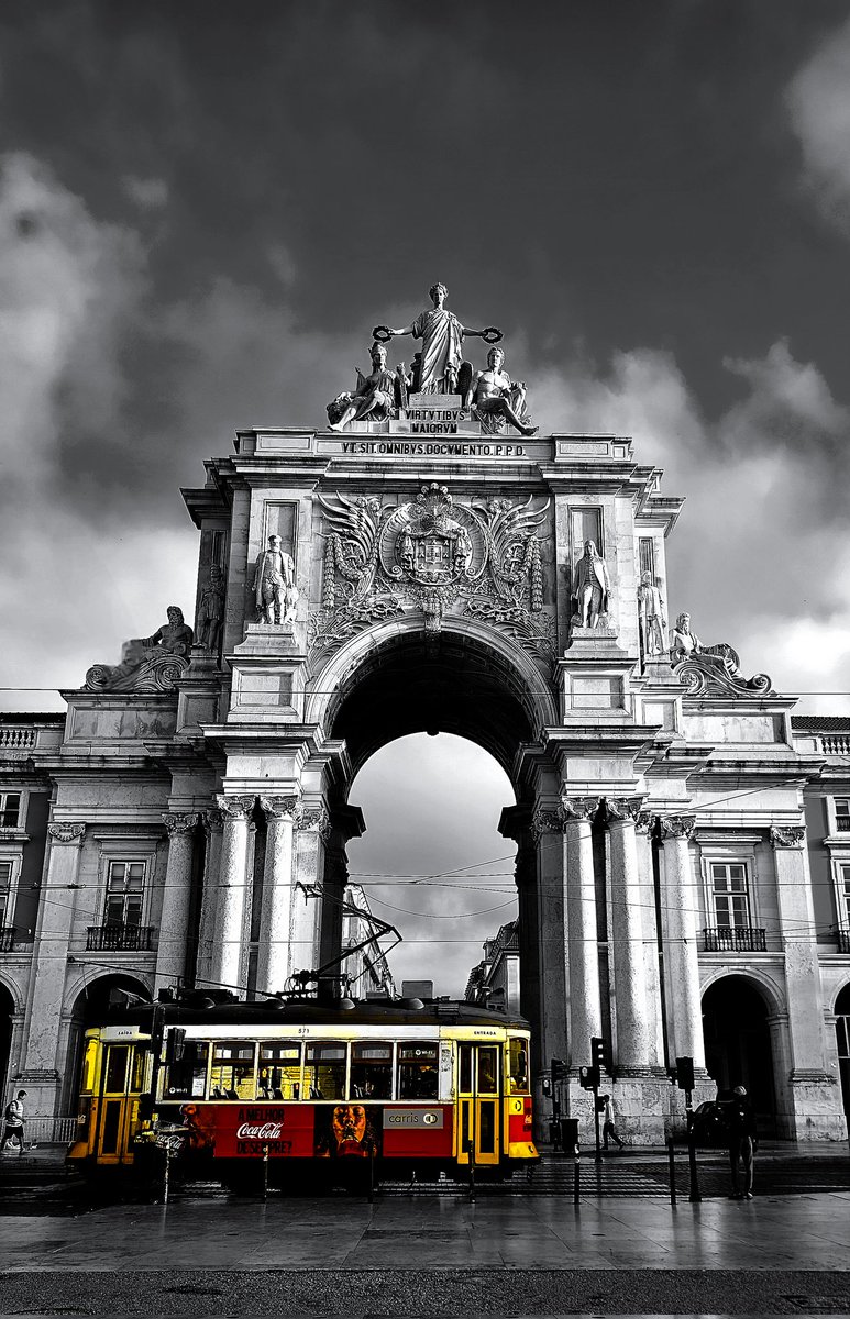 oxedindo's tweet photo. Bom dia Lisboa #lisboa @CamaraLisboa https://t.co/Ray9V5a1QE