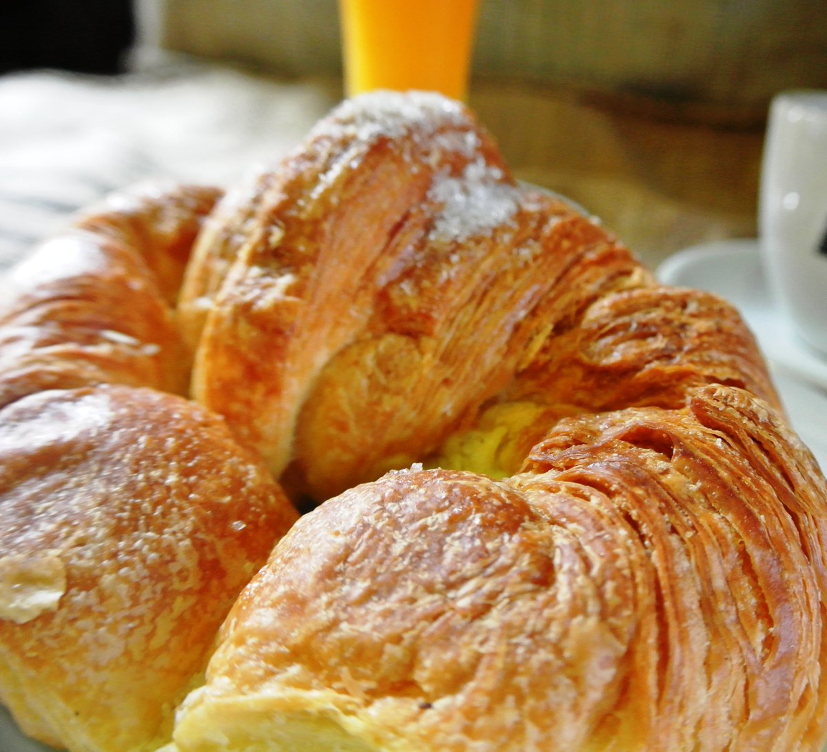 LaBoticaIndiana's tweet photo. 😍 Empezar así el penúltimo sábado de agosto es de guapas...
🎯 https://t.co/UpykmFsOAe 
#LaBoticaIndiana #felizsábado #croissant #cruasán #desayuno #madrugar #zumo #café #Asturias #Gijón #Oviedo #Colloto #LaPola #Candás #Pravia #verano2024 https://t.co/Tw45YpsvVD