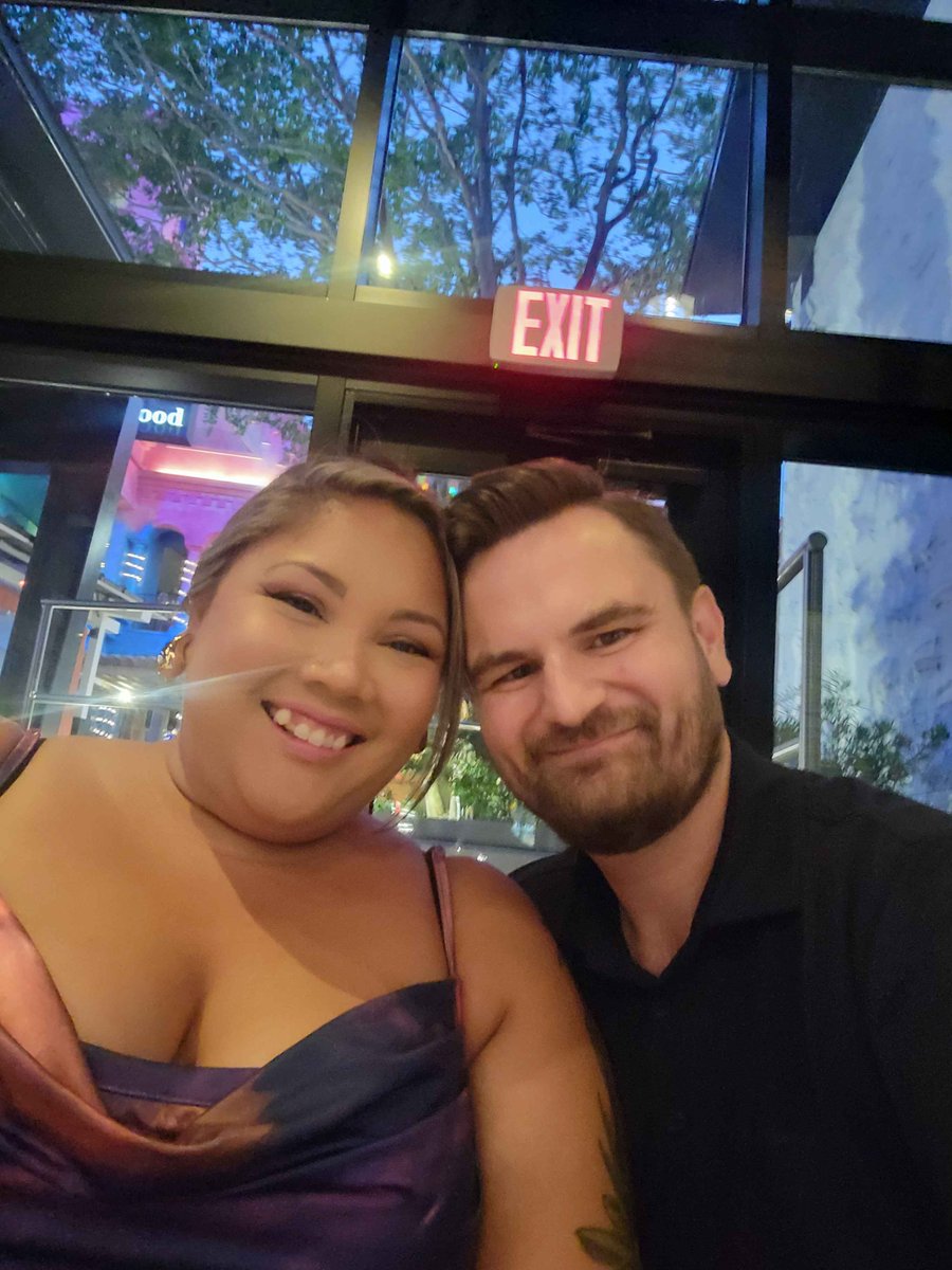 Lonibeth_'s tweet photo. GCX Photo Dump. I really need to get X on my phone. I missed so much! At least we got to meet @leopardstealth and @Lilspooon_  in the hotel lobby haha https://t.co/SHF92qOFk8
