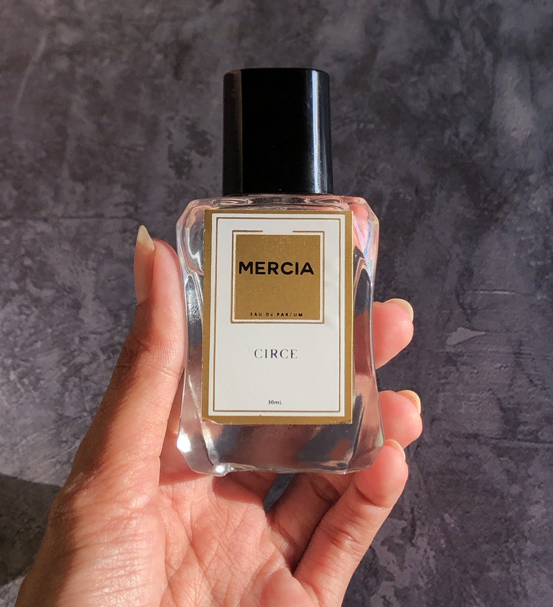 pingupingu100's tweet photo. ini loh yg bikin hari kalian fresh, dan penuh semangat 🫵🏻😆 

#racuninparfum https://t.co/hviNAAyAeS