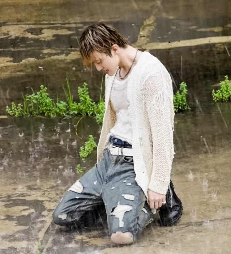 the813Degrees's tweet image. คุณพ่อทำแบบนี้ทำไม