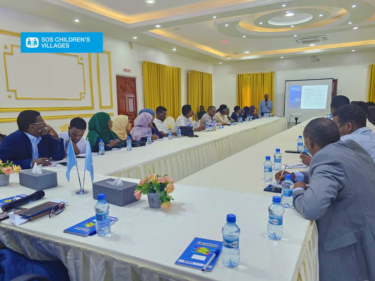 SOSCVSomalia's tweet photo. Exciting News! 🎉 The National Youth Consultation on the Summit of the Future was a success in Mogadishu today! 🇸🇴
@MoysFGS @SOMALIAYOUTHHUB alongside @UNDPSomalia &amp; @SOSCVSomalia, crafted a Youth Declaration to shape Somalia’s future.
Thanks to all who participated! #Youth https://t.co/zAQ65QcI7o