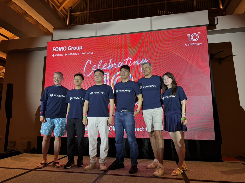 Lily Zhang tweet media