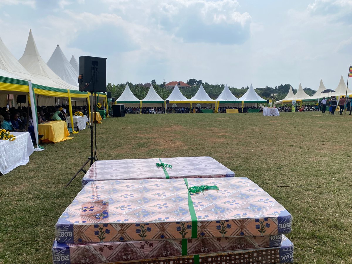 We are celebrating 25 years of Financial Inclusion at Kyeikamba Primary School Play Ground.

Thank you for banking with KYAPS

#KYAPSat25