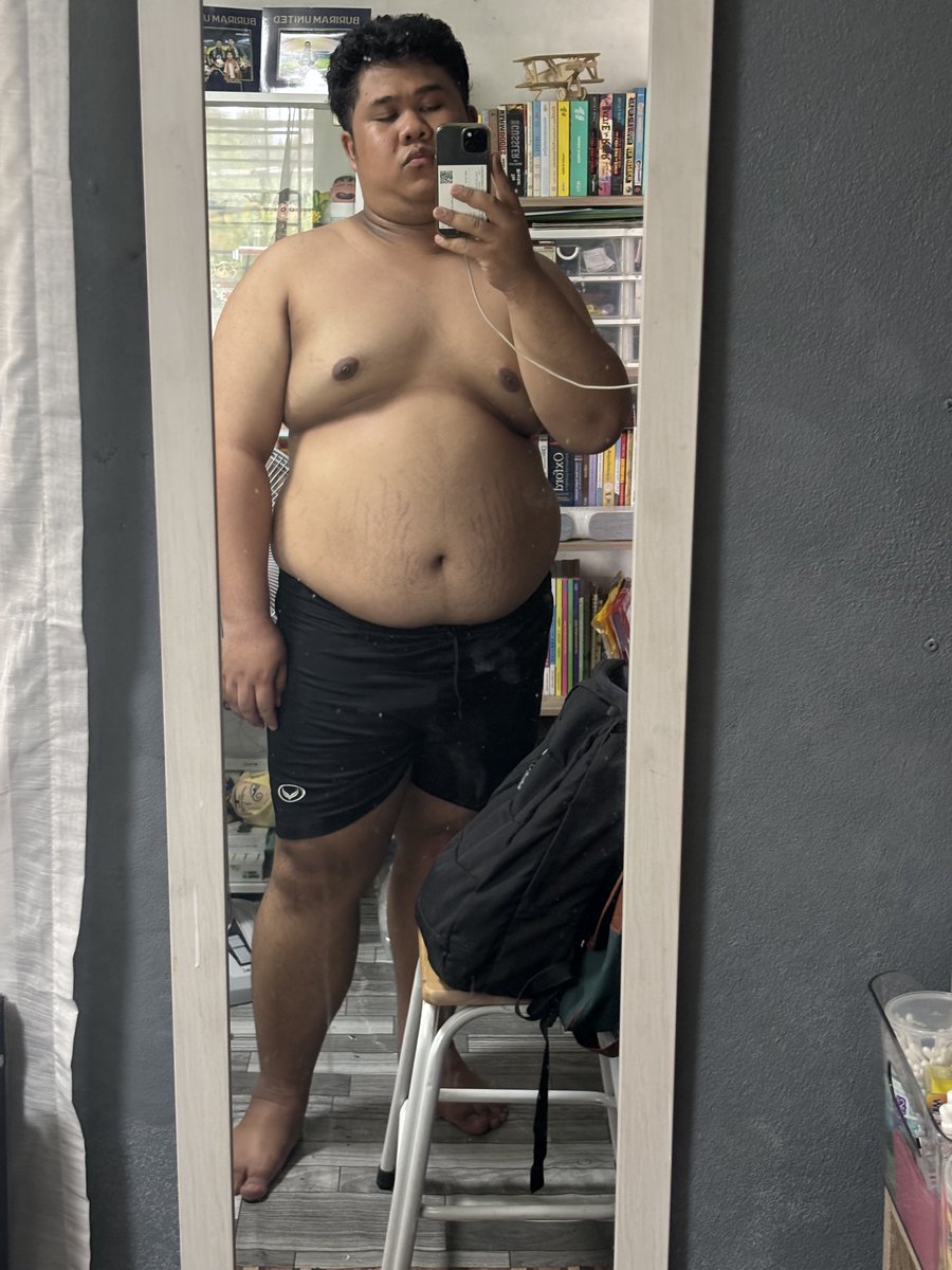 โป๊ด ปราโมทย์ ทานปลา tweet media