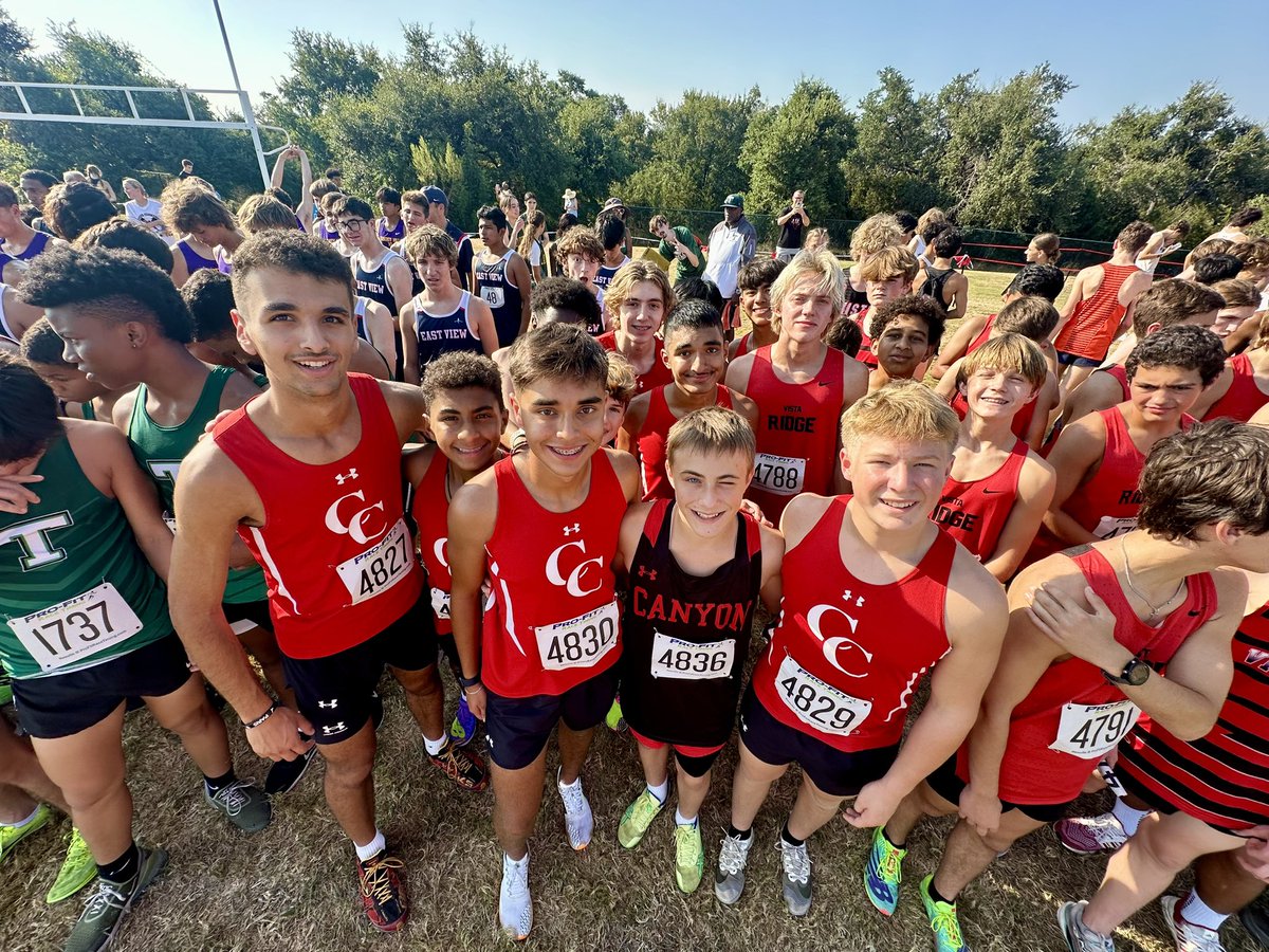 xc_canyon's tweet photo. We love our Canyon XC runners 🤩.  Week 2, Region 4 preview at Vista Ridges Trail XC Course. https://t.co/hmn0kg6hZJ