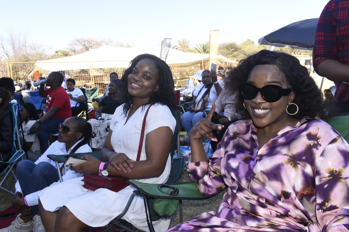 ThobelaFMYaka's tweet photo. Di tlogile mo One Country Concert 🎵. Reka thekethe ya @ Shoprite Checkers goba mo Meropa Casino. #OneCountryConcert https://t.co/eehjttYDC8