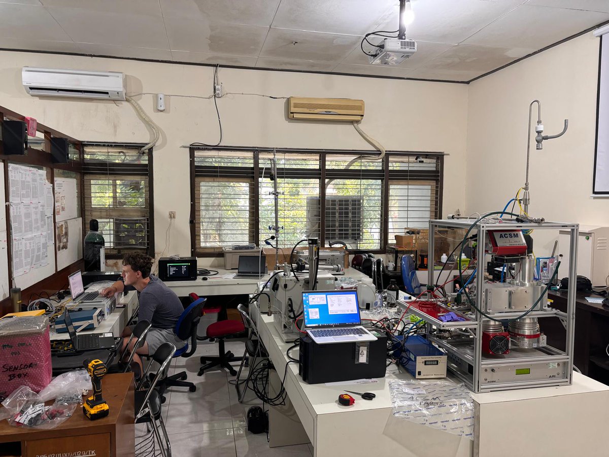 David Green (@drdaveimperial) on Twitter photo Update on our <a href="/georgeinstitute/">The George Institute for Global Health</a> study looking at health impact of plastic burnt as a fuel in East Java...instruments set up and running in <a href="/BadaiYosakoi/">Badai Yosakoi - Brawijaya University</a> lab, next step calibrate and deploy to the field <a href="/ERGImperial/">Environmental Research Group</a> <a href="/imperialcollege/">Imperial College London</a> Update on our <a href="/georgeinstitute/">The George Institute for Global Health</a> study looking at health impact of plastic burnt as a fuel in East Java...instruments set up and running in <a href="/BadaiYosakoi/">Badai Yosakoi - Brawijaya University</a> lab, next step calibrate and deploy to the field <a href="/ERGImperial/">Environmental Research Group</a> <a href="/imperialcollege/">Imperial College London</a>