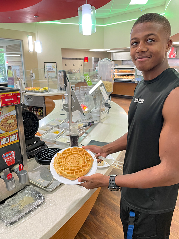 RogersStateU's tweet image. Happy National Waffle Day! 🧇🎉 Swing by Chapman Dining Hall and use the Hunter waffle maker. Tag your waffle-loving friends and share the waffle goodness! 🧇🍓🍯

#NationalWaffleDay #WaffleObsessed #rsu #RogersState #Hillcats #HillcatNation #HunterTheHillcat