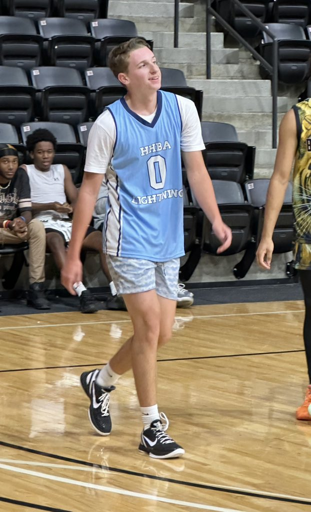 HHBA Lightning 17U guard Luke Rullo has been getting after it this weekend.  Plays hard in every possession, excellent at finishing at the rim, tough! #BIGSHOTS #RockHillFinale