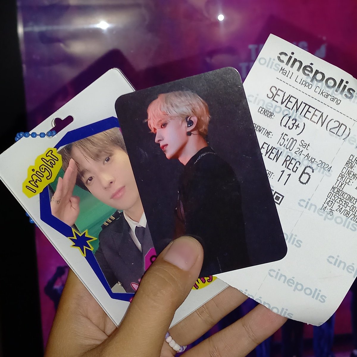 blueofskies's tweet photo. ; today's dump. 🍀

unlocked another memories with seventeen after a long time (lumayan) hiatus kpop hihi had so much fun! 🥹🤍

#ps. pc dokyeom-nya.. sekali pull.. alias tangan gue wangi banget HAHAHAH https://t.co/KHObFDrV3o