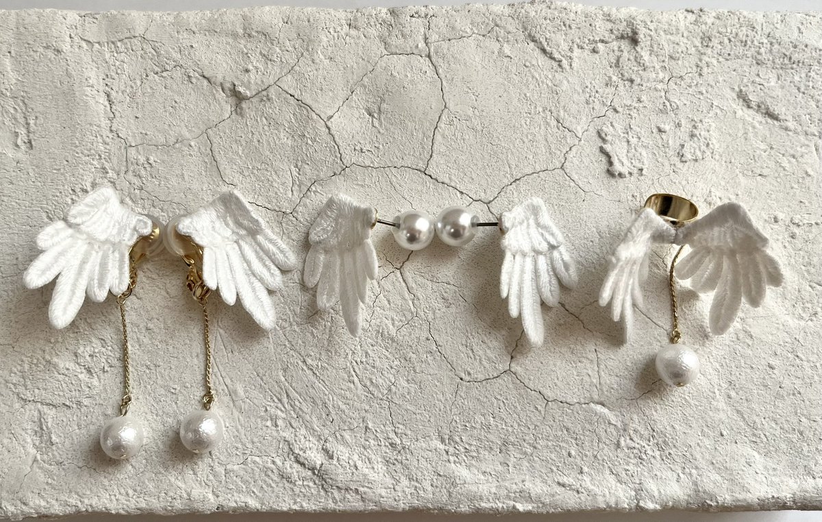 __nuage__'s tweet photo. Icarusシリーズの新作のイヤリング、ピアス、イヤーカフの販売を始めました🪽👼🕊️ぜひご覧ください。

https://t.co/IOLtnBewfp

https://t.co/dp6bkBzuwB https://t.co/y9kTSAsTux