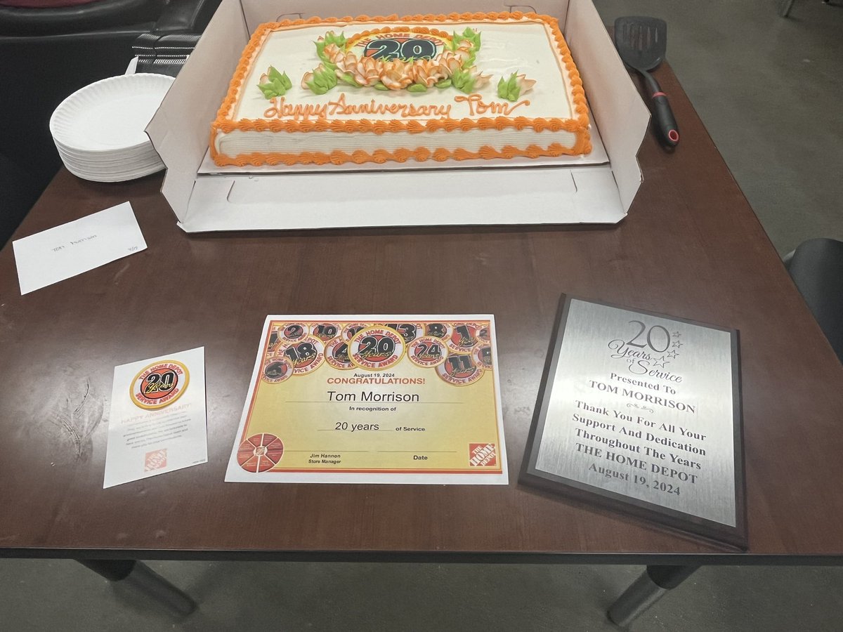 Home Depot Reading tweet media