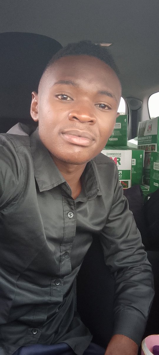 busyboyuganda's tweet photo. Work with me am called busyboyuganda@gmail.com artist from Uganda so you can contact me on 0784775237/0709446082 nkola ebintu bino wamanga ntabula alcaholic combucha that is one, two ebijimusa byetukozesa munimiro nebirala binji nyoo, say hi tukwatagane https://t.co/g9rttpRZ7K