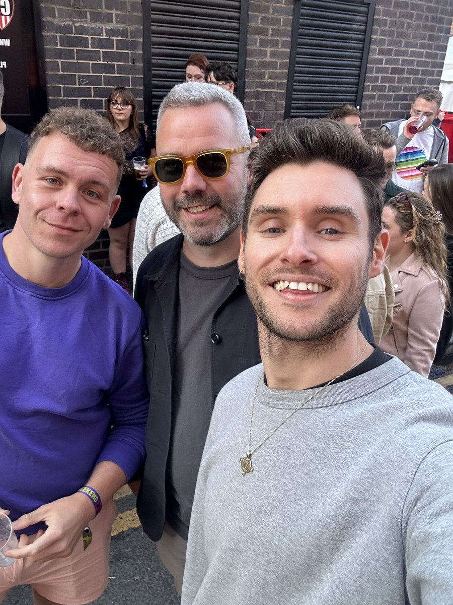 Day one done! Manchester pride with these beauts 🏳️‍🌈