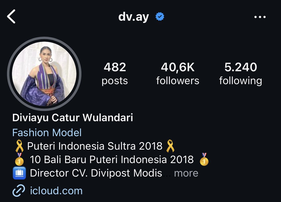 MAU MARAH! 

SEKELAS PUTERI INDONESIA TONEDEAF BEGINI? GIMANA CARA NGASIH TAUNYA TEMEN TEMEN? 

Dikasih tau malah "udah miskin tapi nyalahin pemerintah"

ORANG KAYA GINI GIMANA CARA NGASIH TAUNYAAA? 

#KawalPutusanMk
#TolakPilkadaAkal2an
#TolakPolitikDinasti
#Erina