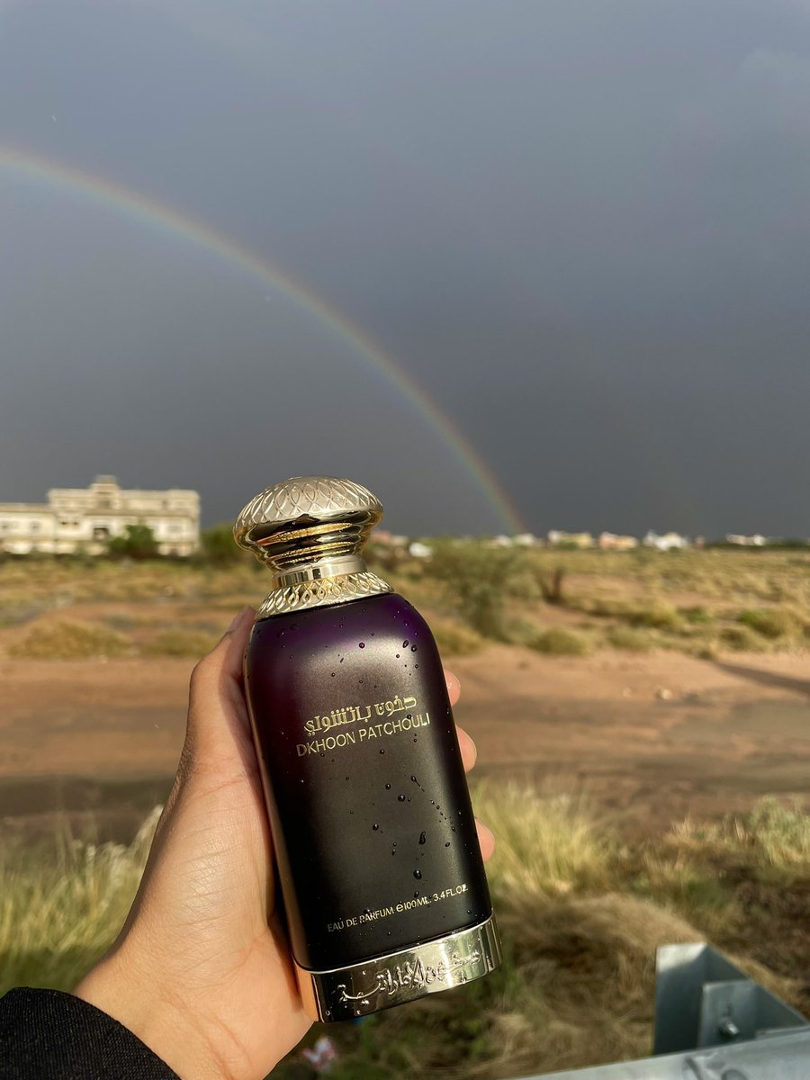 olfat_as's tweet photo. بمناسبة عودة الأجواء الجميلة💜
التقطت هذه الصورة العام الماضي
@Dkhoonemirates 
#باتشولي #دخون_الإمراتية #راعي_الطيب #عطر_الشتاء https://t.co/8Y1cATVZiR