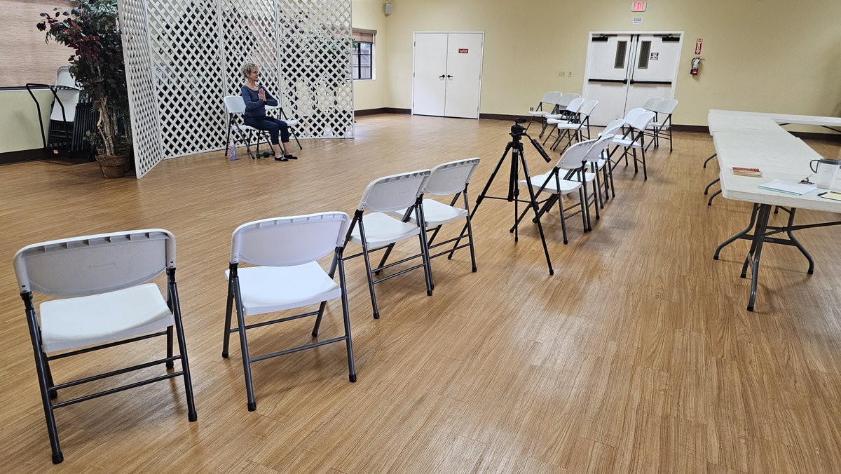 GET STARTED! Not sure where to get going with your chair yoga practice? This is a typical set-up for Lakshmi's weekly class. We have some trainings coming up if you would like to learn more about how this could work for you!  🙏 #Chairyoga #Yoga #Getfitwhereyousit #Chairs