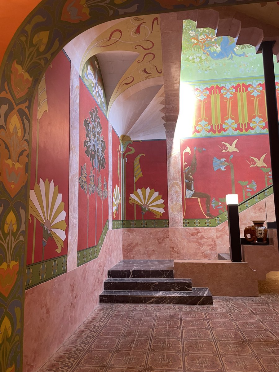 grpmurale's tweet photo. #1samedi1peinture Le château Laurens à #Agde construit à la fin du XIXe siècle et longtemps laissé à l’abandon conserve des #peintures murales d’Eugène Dufour #eclectisme #artnouveau #egypte #patrimoine #restauration https://t.co/WUgptdptr0 https://t.co/0vMLy4aRua