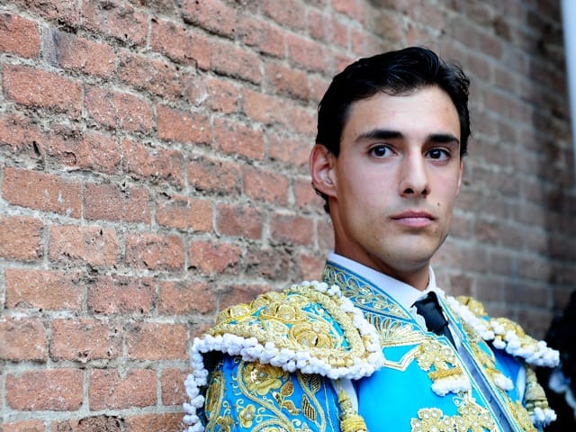 🔵 Jesús Martínez tomará la alternativa en Cercedilla

La noticia completa a través del siguiente enlace:

guarismodelocho.com/jesus-martinez…