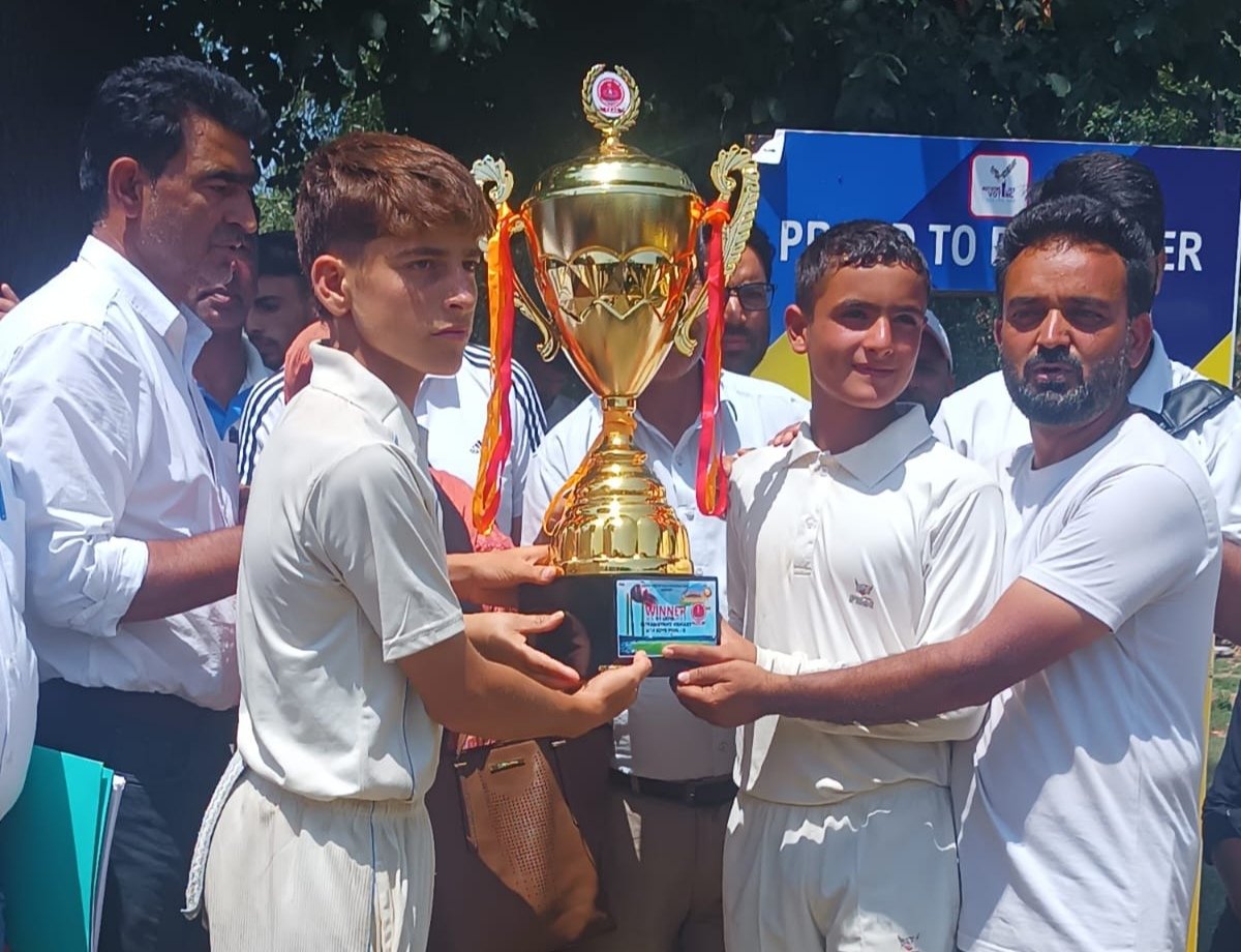 dyssobaramulla's tweet photo. Victory for Baramulla! 🏆
Our Under-14 Boys Cricket Team has clinched the Inter-District Provincial Level Cricket Tournament at Anantnag! A proud moment for the entire district. Congratulations to our young champions for their outstanding performance! @DCBaramulla @dgyssjk https://t.co/Q7LtA0TFpQ